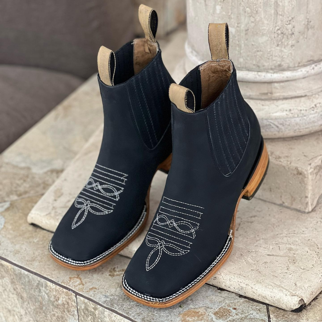 Botas de tela con suela resistente