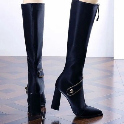 Botas altas de mujer de cuero con cremallera frontal y tacón grueso