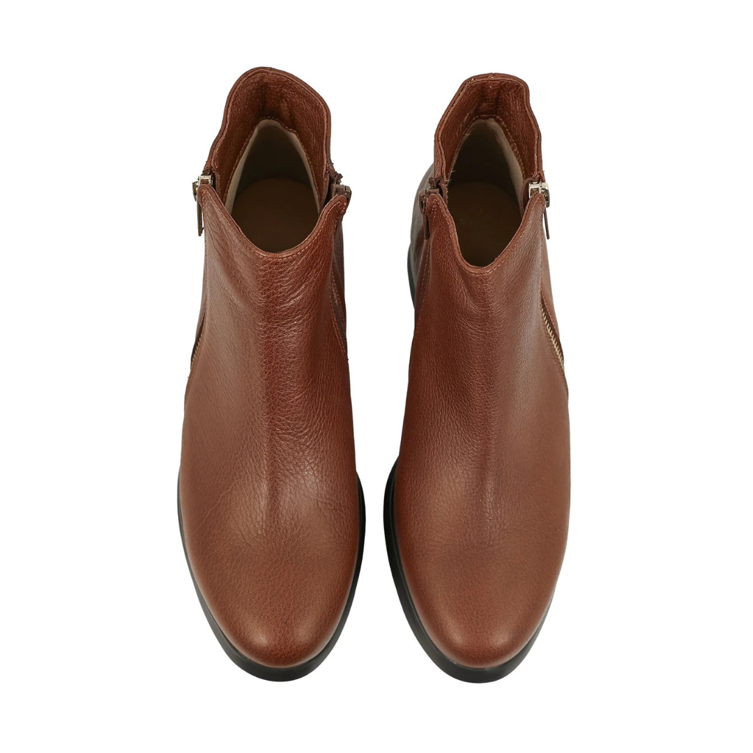 Botas de tacón bajo y cierre ajustable para mujer