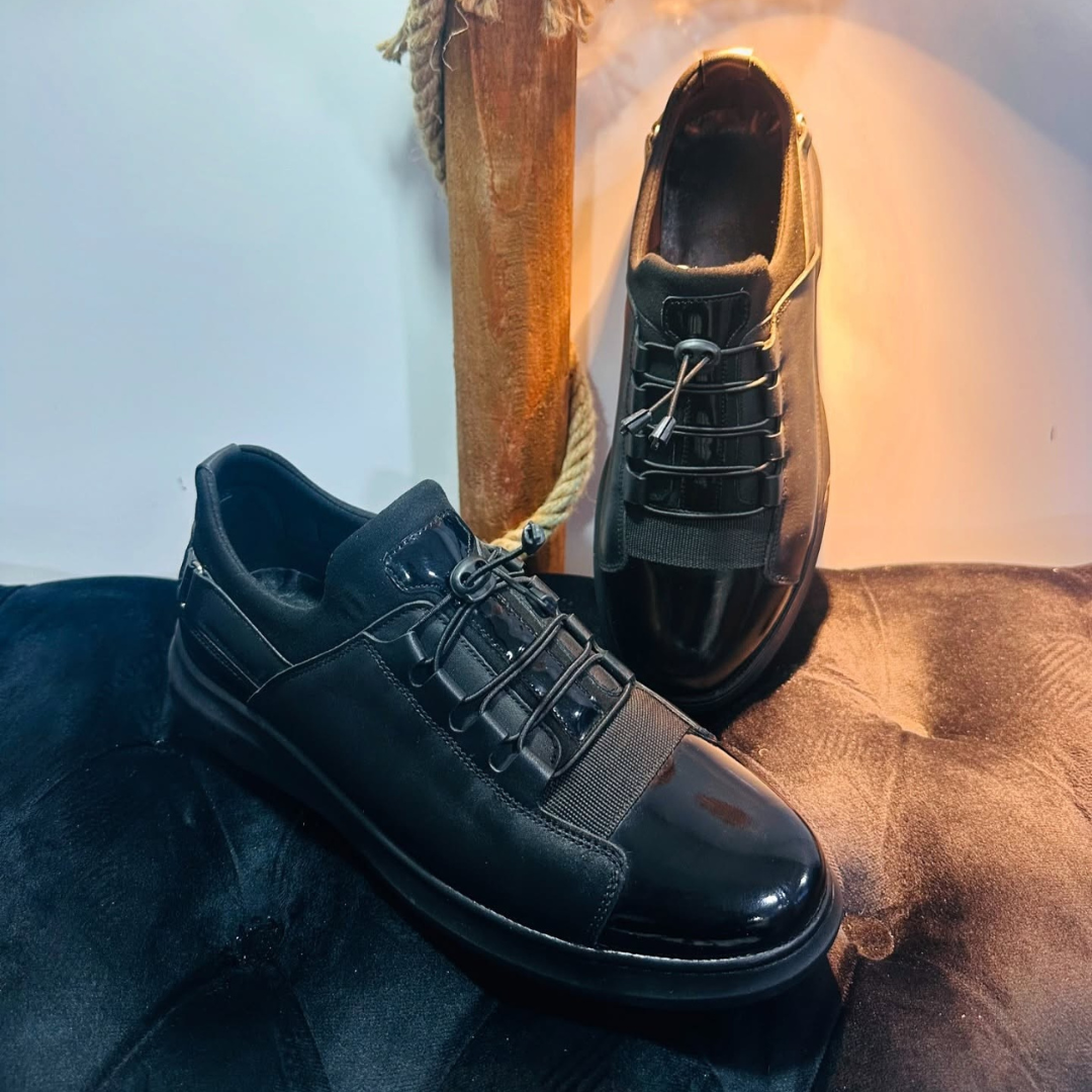 Zapatos de piel para hombre con cordones ajustables