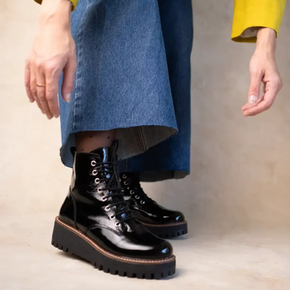 Botas de cuero con plataforma para mujer