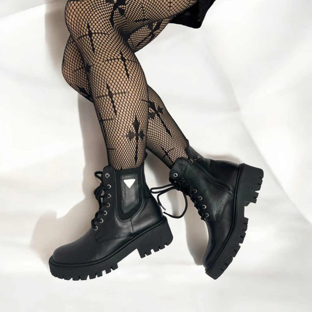 Botas estilo militar para mujer