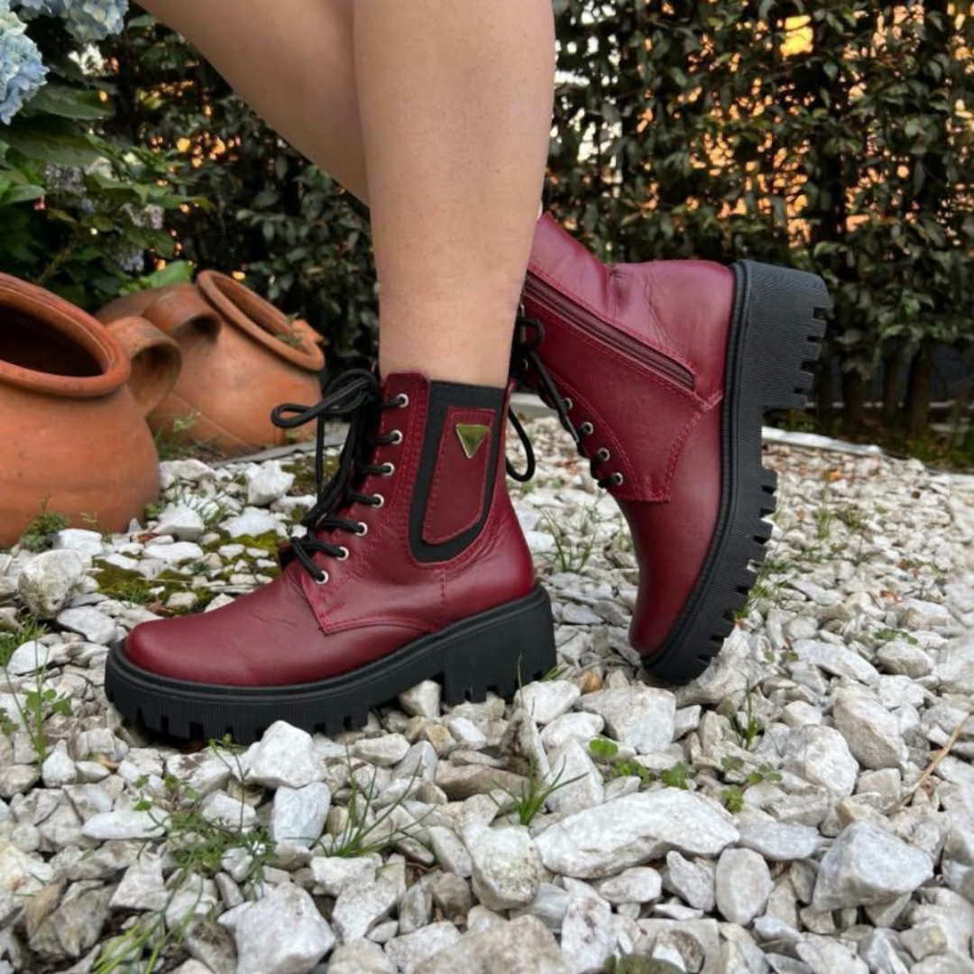 Botas estilo militar para mujer